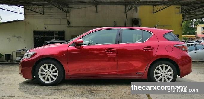 Lexus CT200H 1. 8 auto model2011 (Brunei used cars) - image 2