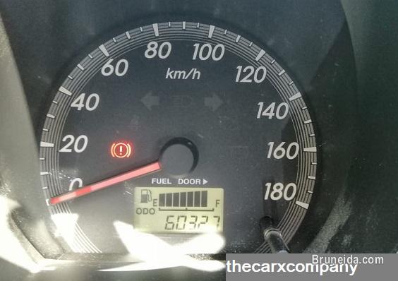 Daihatsu Terios 1. 5 auto 7seaters model2016 - image 4