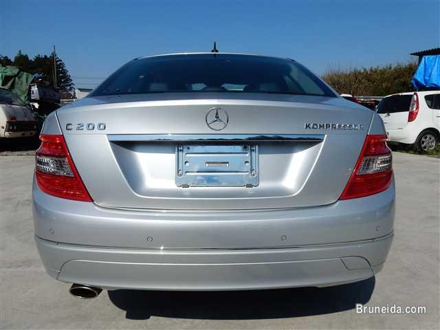 Mercedes-Benz C-Class 2009 - image 5