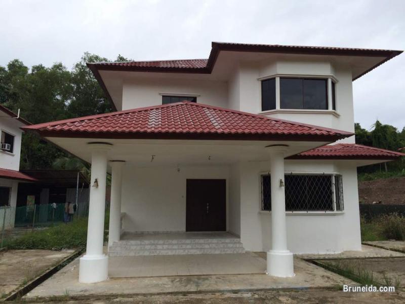 Mentiri - House For Rent - image 1