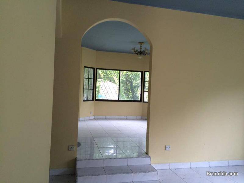 Mentiri - House For Rent - image 8