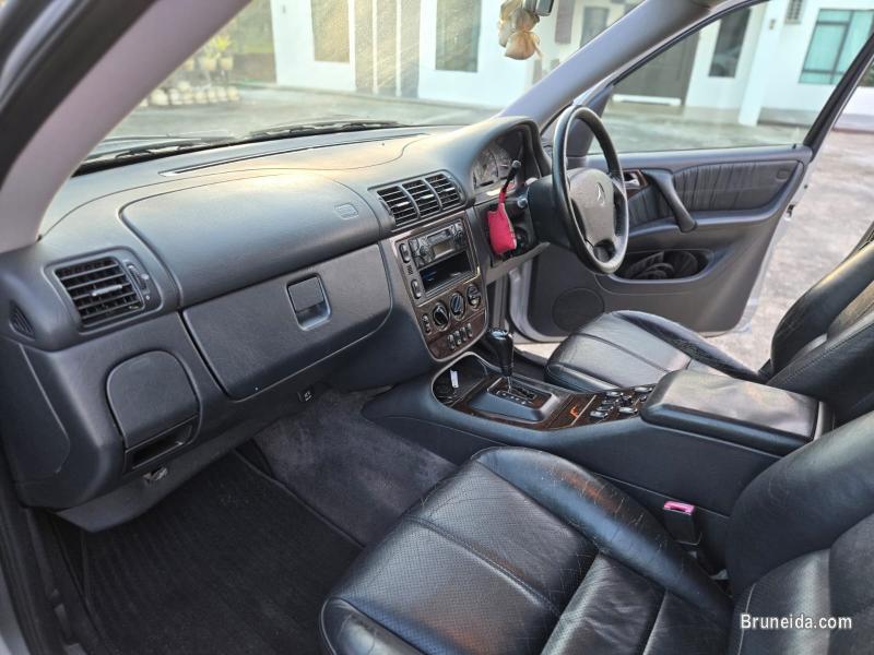 Mercedes ML270 - image 3