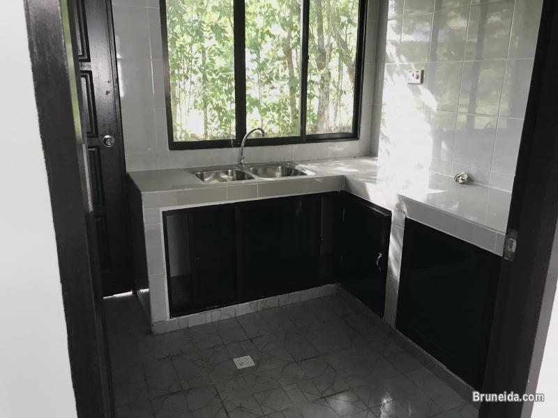 Rooms for rent (looking for housemates) - image 3