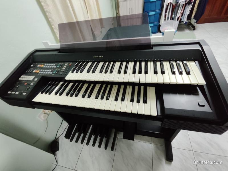 Organ to Let Go - image 3